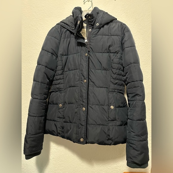 Abercrombie & Fitch size S Puffer Jacket - Picture 2 of 11